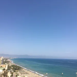 https://newparadise.hotelsinnerja.org