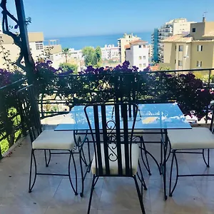 El Capricho De Cristy&elena Torremolinos